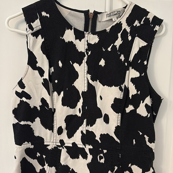 Diane Von Furstenburg Cow Calliope Cotton Sheath Dress sz medium - Picture 3 of 8